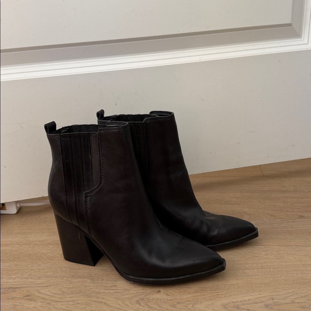 Marc fisher boots